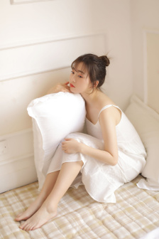 翁熄乩伦小说32篇